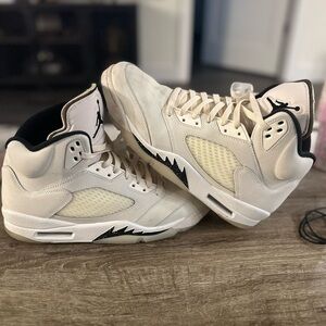 Air Jordan Retro High-Top Sneakers